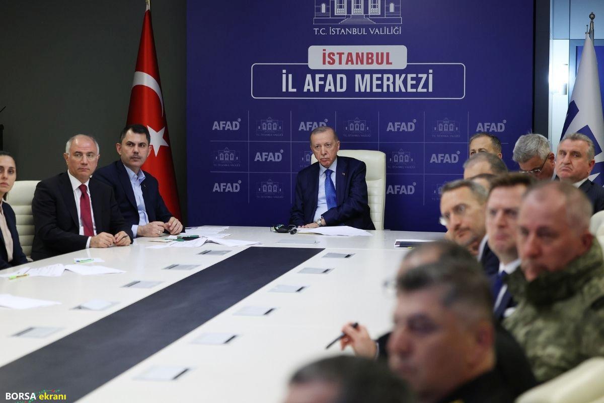 Erdoğan, zelzeleye ait brifing aldı: Önümüzdeki süreç için gerekli talimatları verdik