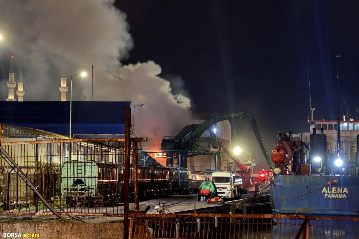 Zonguldak’ta TTK’ye ilişkin liman alanında korkutan yangın