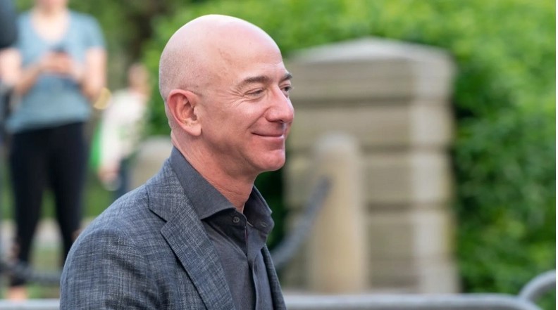 Jeff Bezos’tan Dev Hisse Satış Hamlesi