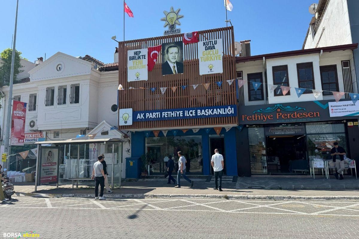 Fethiye’de AK Parti’ye saldıran kişi memur çıktı