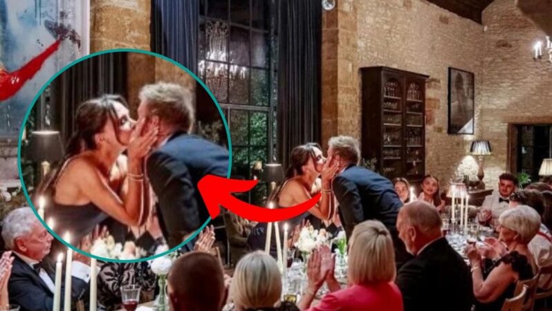 İngiliz futbolunun efsane isimlerinden David Beckham 50’nci yaşını ailesiyle birlikte kutladı, eşi Victoria Beckham’dan doğum günü öpücüğü aldı
