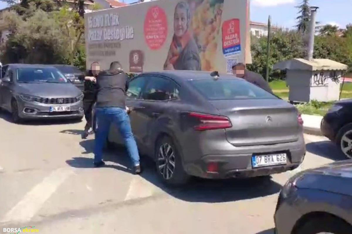 MİT’ten geçersiz baz istasyonu operasyonu: 7 yabancı casus tutuklandı