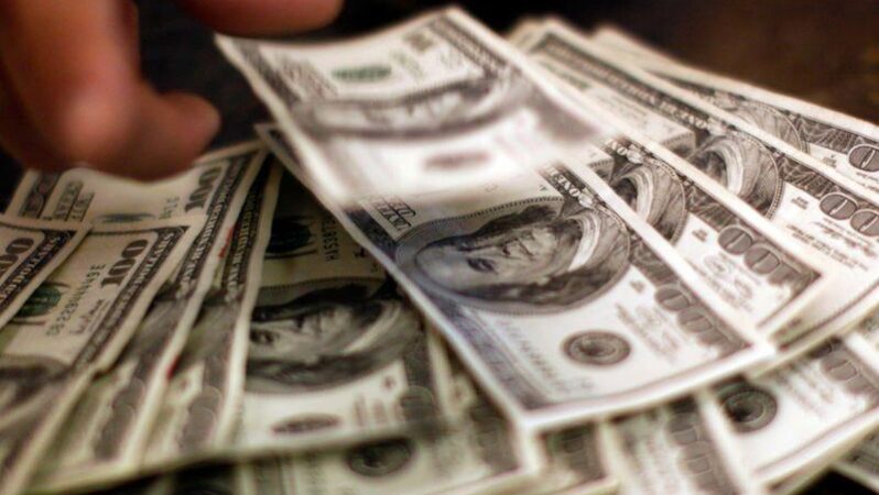 Sürpriz ÜFE düşüşüyle dolar zayıfladı, Fed’den faiz indirimi beklentisi arttı