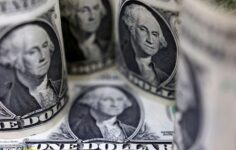 Dolar, ticaret anlaşmaları ve Fed beklentisiyle haftaya zayıf başladı