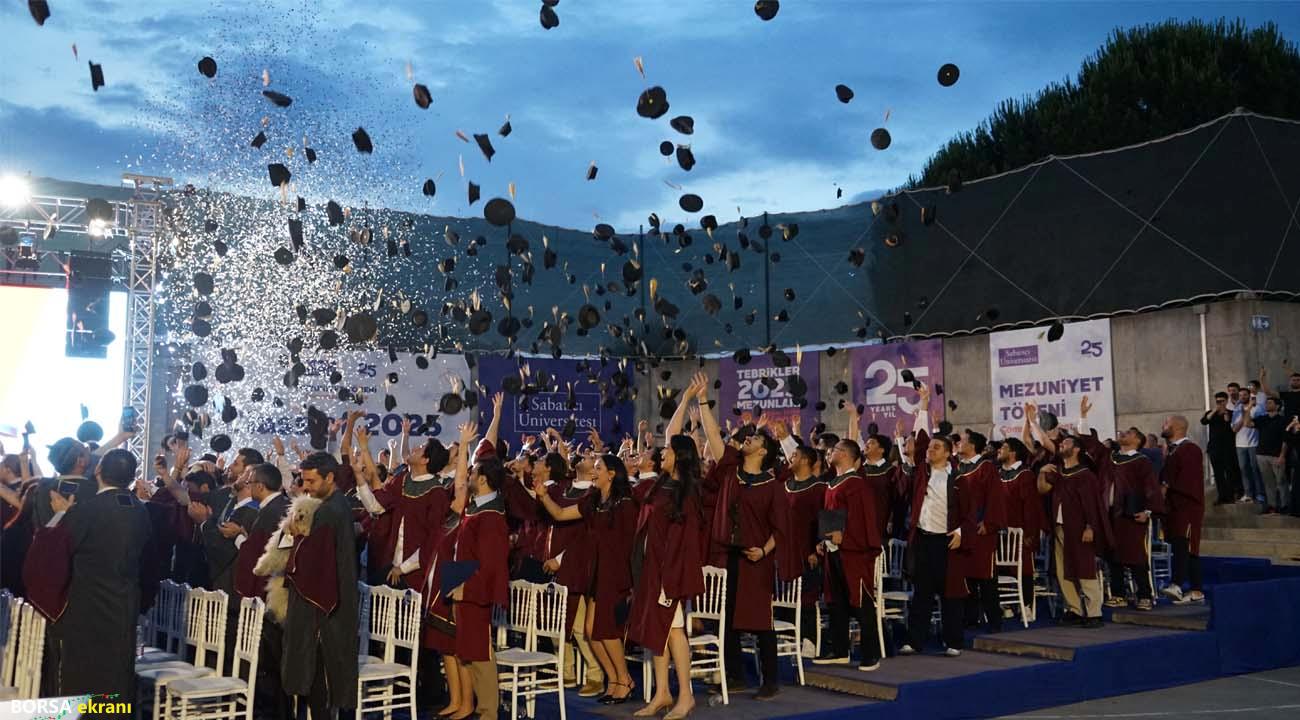 Güler Sabancı: “Teknolojiyi geliştirmek kadar ona vicdan ve ruh katmak da sizlerin görevi olacak”