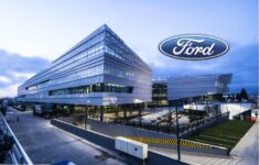 Ford Otosan Üretime Ara Veriyor