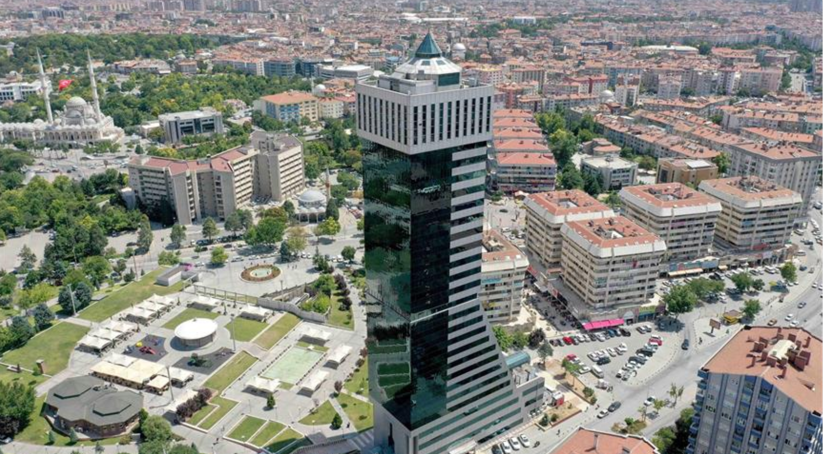 Bera Holding 85 araçlık savunma anlaşması imzaladı