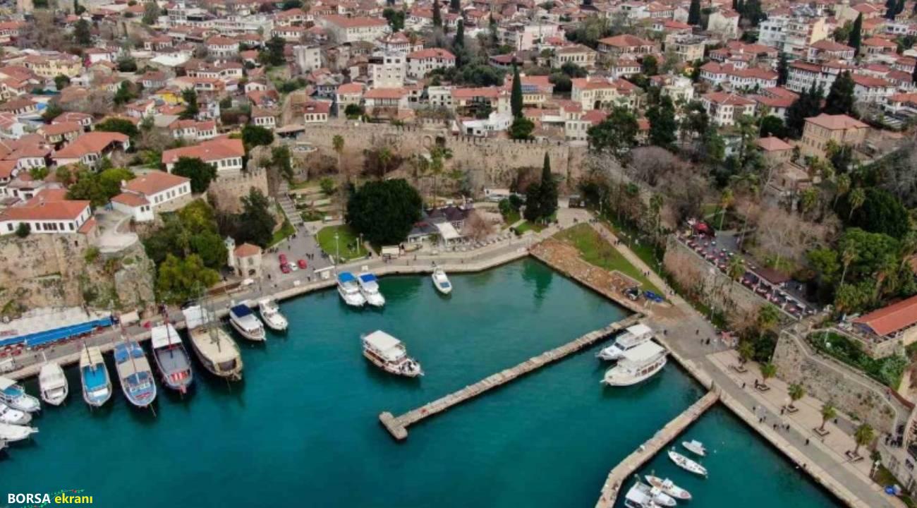Antalya’da fiyat indirimine rağmen otellerde doluluk beklenti altında kaldı