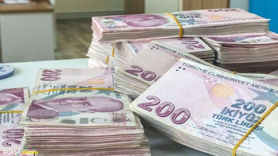 Bütçe ilk altı ayda 980,5 milyar TL açık verdi
