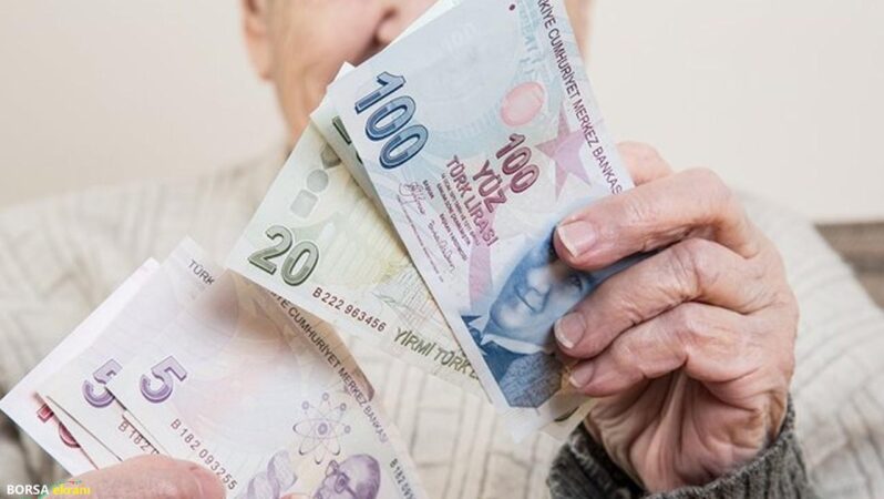 Emekliler dikkat! Resmi Gazete’de yayımlandı: Bankalar emekli maaşlarına bloke koyabilecek