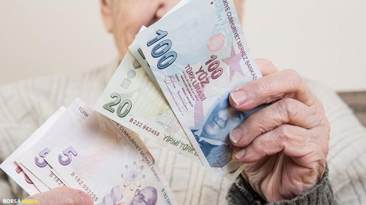 Emekliler dikkat! Resmi Gazete’de yayımlandı: Bankalar emekli maaşlarına bloke koyabilecek