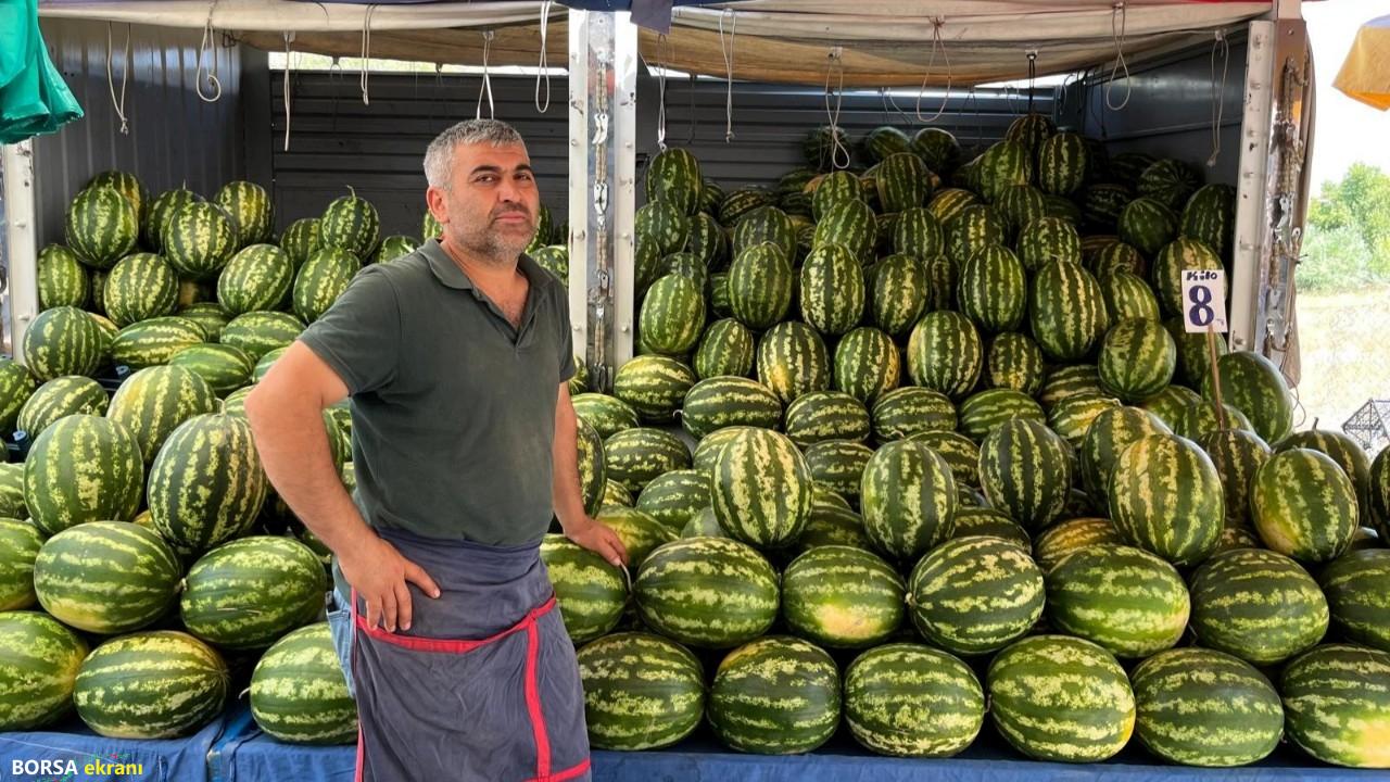 Karpuzun fiyatı düştü, pazarcı dertlendi! ‘Vatandaş ucuzluğun pek farkında değil’