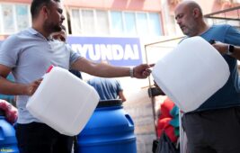 Resmen akın ettiler: İzmir’de su kesintileri satışları patlattı!