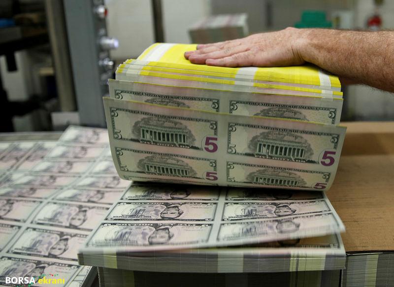 Dolar, istihdam endişeleri ve faiz beklentileriyle 7 haftanın en düşük seviyesinde