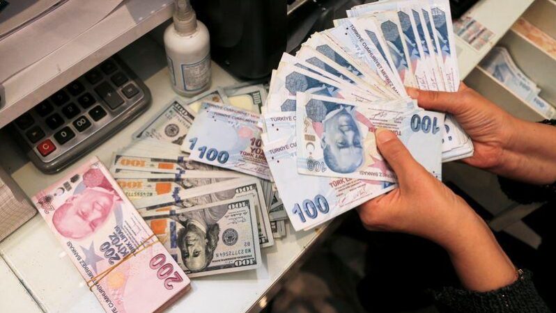 Tüketici güveni Eylül ayında geriledi