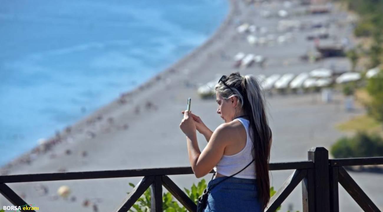 14 milyon turist eşiği aşıldı: Antalya 2025’in ilk dokuz ayında turizmde zirve yaptı