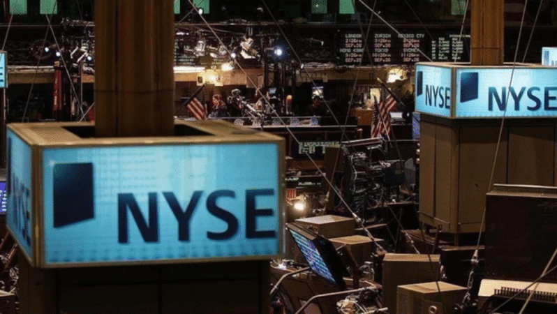 New York Borsası Banka Endişeleriyle Geriledi