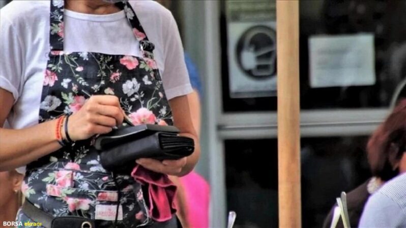 Hizmet üretim endeksi ağustosta hem yıllık hem de aylık arttı