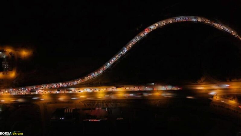 43 ilin kilit geçiş noktası bugün böyle görüntülendi