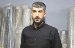 Yıkamak için aldığı halıdan servet çıktı