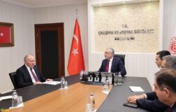 Son Dakika… 2026 asgari ücreti için ilk toplantı sona erdi: İkinci toplantı tarihi belli oldu!