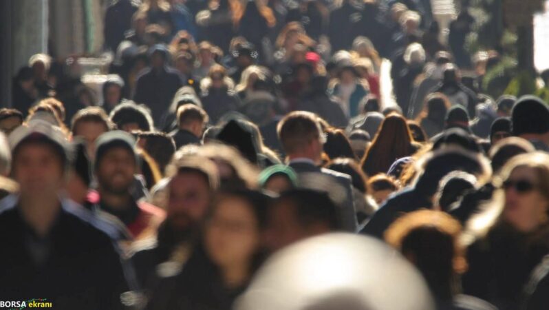 Veriler belli oldu: Yoksulluk oranı bir önceki yıla göre azaldı