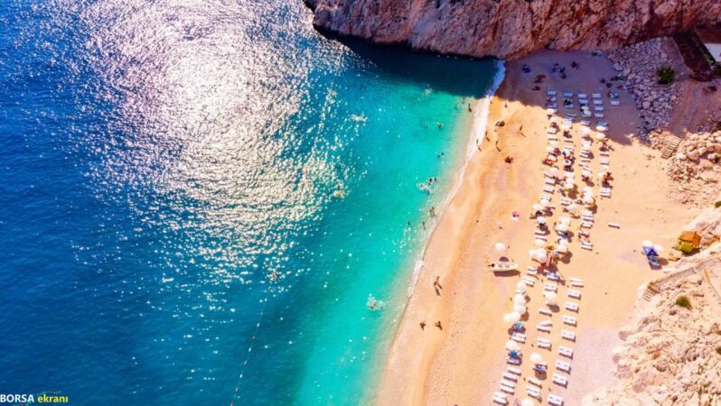 2025’te turizm gelirinde 65 milyar dolar eşiği aşıldı