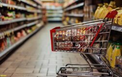 Ticaret satış hacmi Aralık’ta arttı, perakende güçlü seyrini korudu