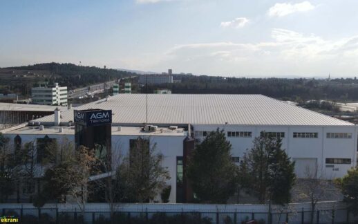 Tuzla’da 1 milyonu aşkın akıllı telefon üretti