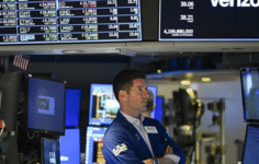 Küresel Şirketlerde Çin Baskısı, Hırsızlık Olayı ve Dev Satın Alma Gündemde