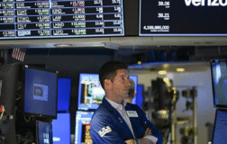 Küresel Şirketlerde Çin Baskısı, Hırsızlık Olayı ve Dev Satın Alma Gündemde