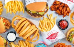 İflas sürecine giren ABD’li restoran devinde yeni kriz: Görevden ayrıldı