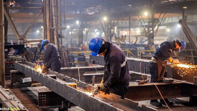 TÜİK açıkladı: Ücretli çalışan sayısı yıllık artarken, aylık azaldı