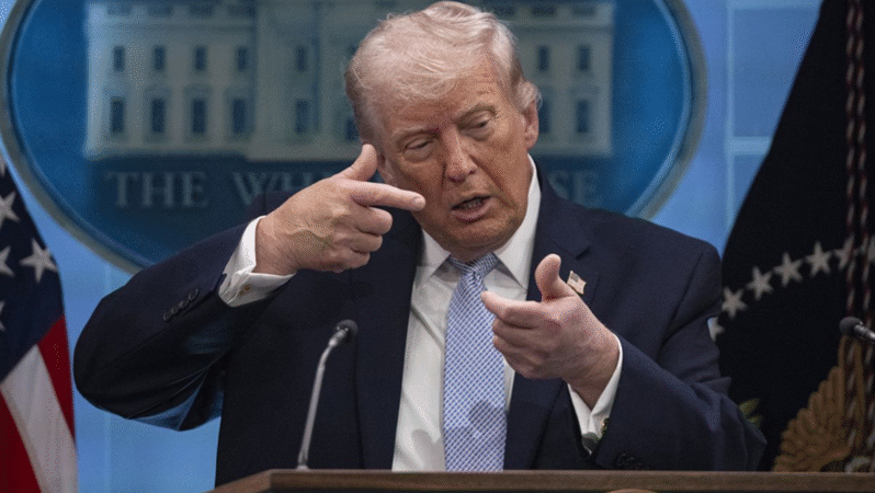 Trump’tan Hürmüz Boğazı çıkışı: “Gemilere abluka başlatacağız”