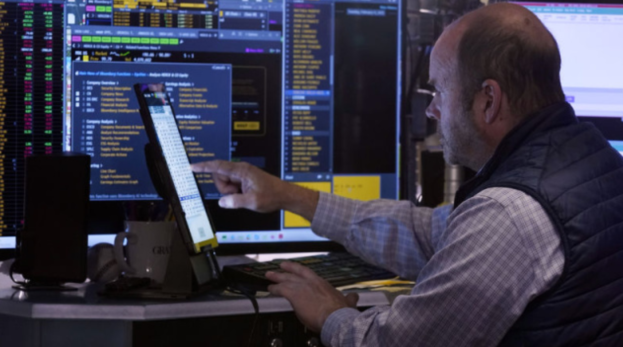 Küresel piyasalar haftaya jeopolitik gerilim ve petrol fiyatlarındaki yükselişin baskısıyla başladı