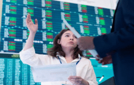 Piyasalarda gün sonu: BIST 100 geriledi, altın ve petrol yükseldi