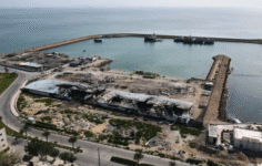 İran, ABD’nin deniz ablukasını gerekçe göstererek Hürmüz Boğazı’nı yeniden kapattı