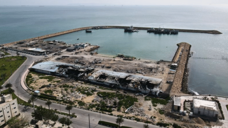 İran, ABD’nin deniz ablukasını gerekçe göstererek Hürmüz Boğazı’nı yeniden kapattı