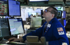 Küresel piyasalarda temkinli açılış: Jeopolitik riskler ve petrol fiyatları baskı yaratıyor