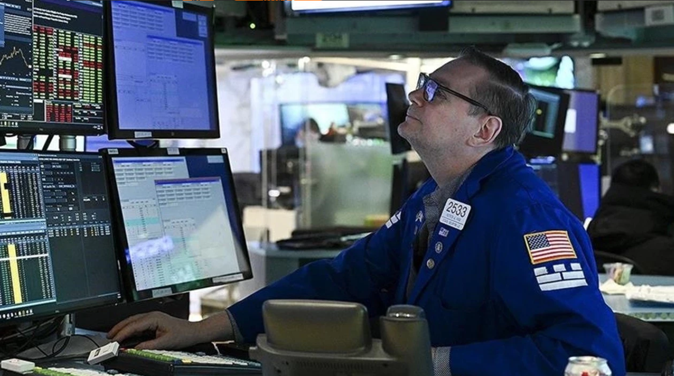 Küresel piyasalarda temkinli açılış: Jeopolitik riskler ve petrol fiyatları baskı yaratıyor