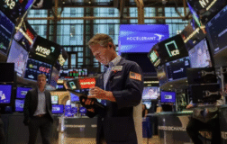 Küresel Piyasalarda Temkinli İyimserlik: Bilançolar ve Diplomasi Beklentisi Risk İştahını Destekliyor