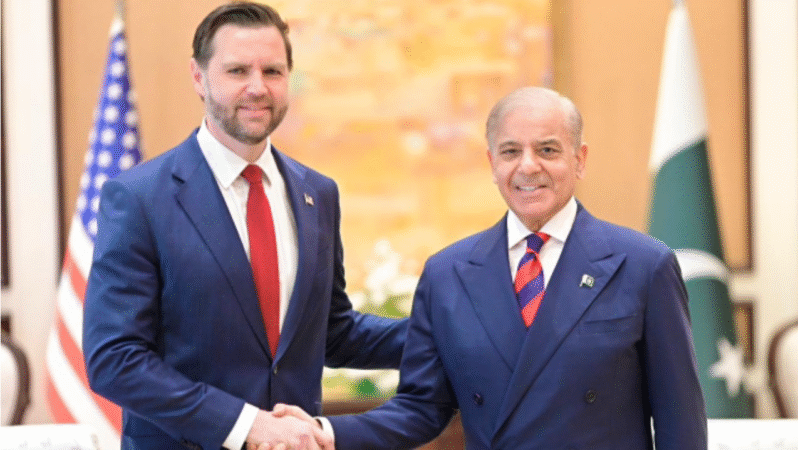 NYT: JD Vance’in İran görüşmeleri için İslamabad ziyareti geçici olarak askıya alındı