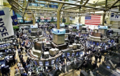 New York Borsası Jeopolitik Riskler ve Karışık Bilançoların Baskısıyla Geriledi