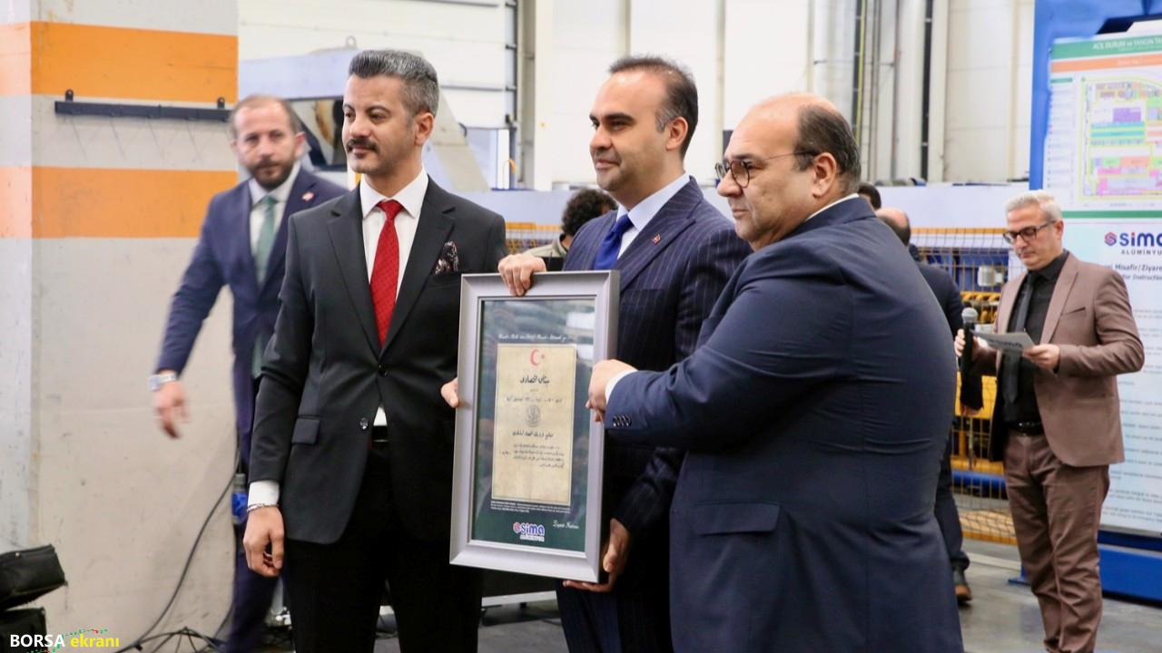 Bakan Kacır hedefi koydu: ‘Türkiye, Avrupa’nın alüminyum üssü olacak’