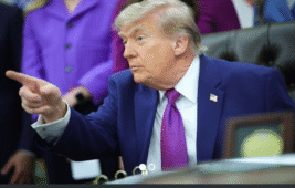 Trump’tan İran Ateşkesi İçin “Yaşam Destek Ünitesi” Benzetmesi