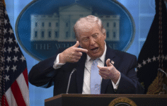 Trump’tan İran’a sert mesaj: “Ya anlaşma ya yıkım”
