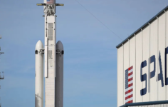SpaceX Nasdaq’ta İşlem Görmeye Başladı, Piyasa Değeri 2 Trilyon Doları Aştı