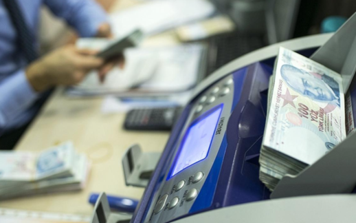 Bankacılık Karı 16 Ay Sonra Düştü