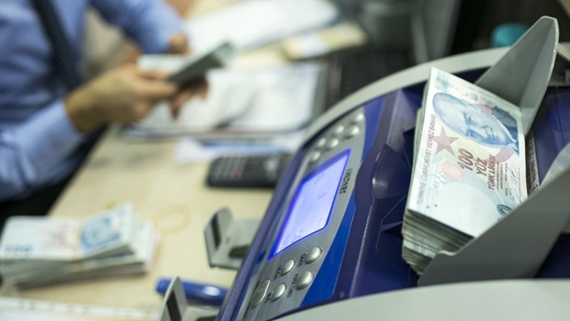 Bankacılık Karı 16 Ay Sonra Düştü