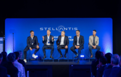 Stellantis Türkiye Liderliğini Güçlendiriyor